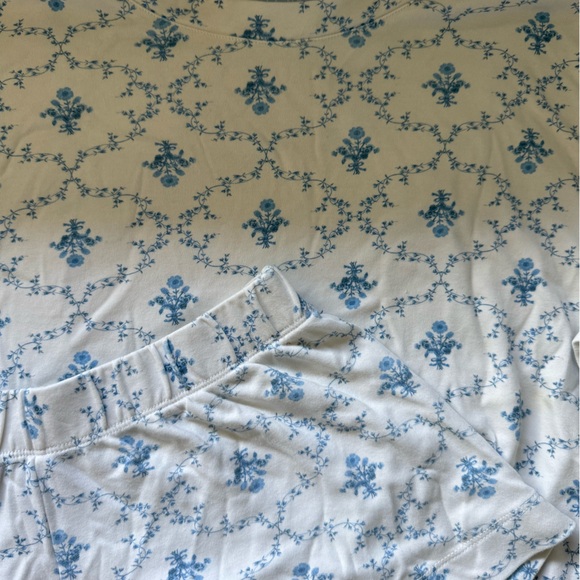 Hill House Blue Floral Lounge Set - Picture 4 of 4